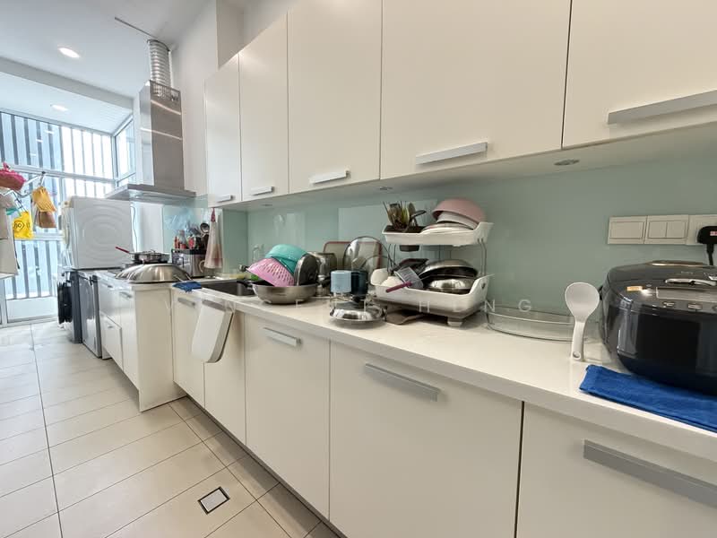 Condominium for Sale at Tropicana Grande - Vincent Heng - Kitchen - PropertyGuru.com.my