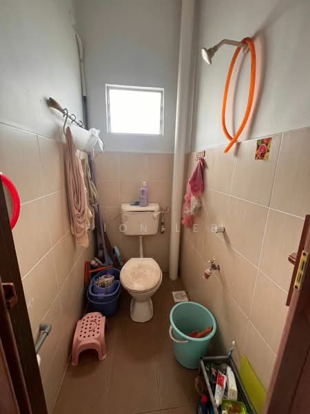 Flat for Sale at Taman Seri Orkid - Fion Lee - Bathroom - PropertyGuru.com.my