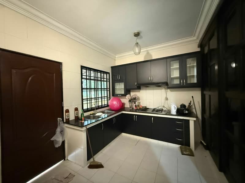 Rumah Teres 1.5 Tingkat untuk Dijual di Taman Suria (Johor Bahru) - Ee Fong Toh - Kitchen - PropertyGuru.com.my