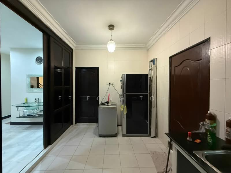 Rumah Teres 1.5 Tingkat untuk Dijual di Taman Suria (Johor Bahru) - Ee Fong Toh - Kitchen - PropertyGuru.com.my