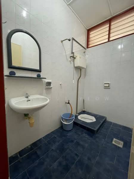 Rumah Teres 2 Tingkat untuk Disewa di Taman Bukit Kelisa (Seremban) - Marcus Yeow - Bathroom - PropertyGuru.com.my