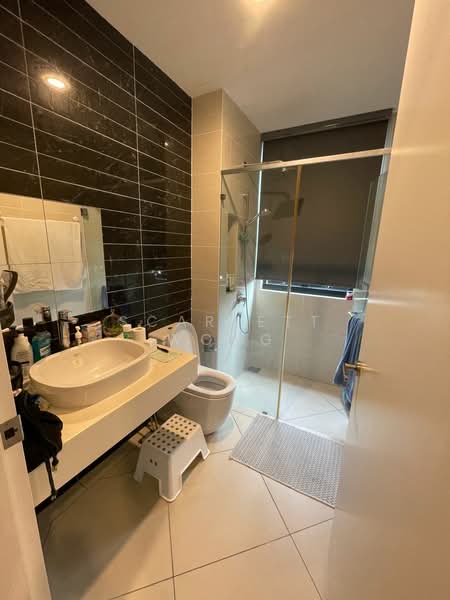 Condominium for Rent at Sky Condominium (Skyz Residence) - Scarlett Wong - Bathroom - PropertyGuru.com.my