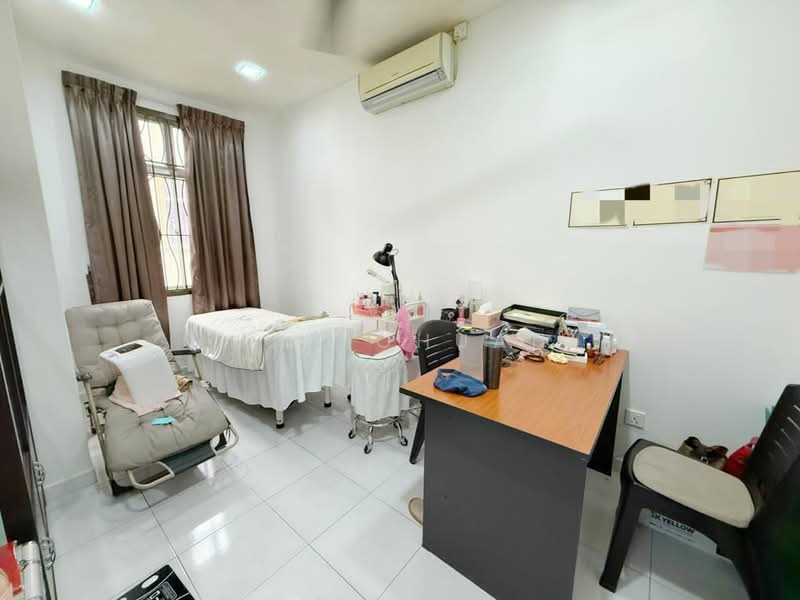 Rumah Teres 2 Tingkat untuk Dijual di Taman Setia Indah (Tebrau) - May Chuah - Interior - PropertyGuru.com.my