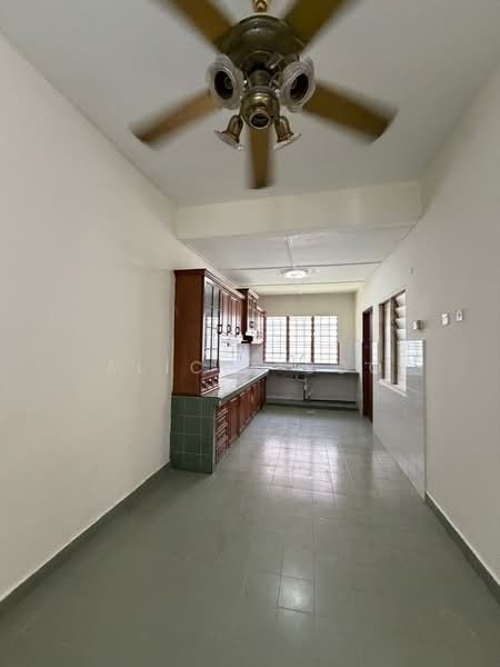 2-storey Terraced House for Sale in Seksyen 7 (Kota Damansara) - Alicia Soo - Kitchen - PropertyGuru.com.my