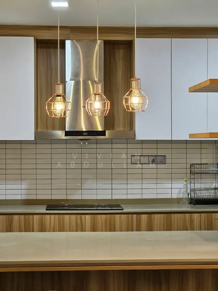 Condominium for Rent at D'Suites Akasia Horizon @ Horizon Hills - Vivian Abdullah - Kitchen - PropertyGuru.com.my