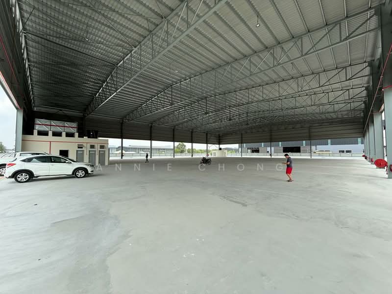 Warehouse for Sale in Taman Industri Alam Jaya (Puncak Alam) - Annie Chong - Exterior - PropertyGuru.com.my