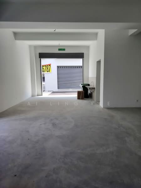 Shop / Office for Rent in Bandar Rimbayu (Telok Panglima Garang) - Ai Ling Yee - Entrance - PropertyGuru.com.my
