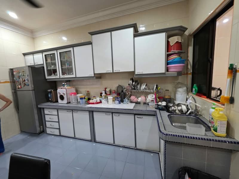 2-storey Terraced House for Sale in Johor Bahru (Johor) - Steven Ee - Kitchen - PropertyGuru.com.my