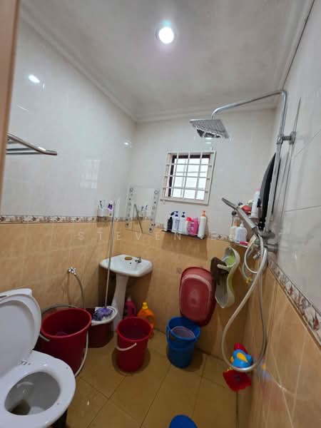 2-storey Terraced House for Sale in Johor Bahru (Johor) - Steven Ee - Bathroom - PropertyGuru.com.my