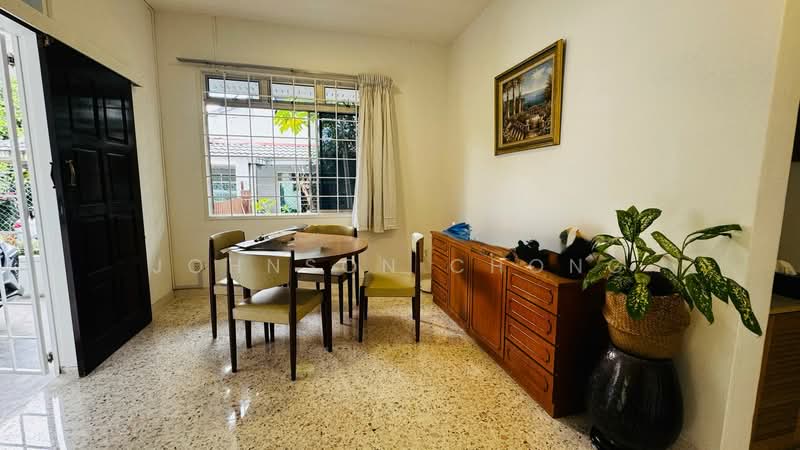 Rumah Berkembar untuk Disewa di Taman Perling (Perling) - Johnson Chong - Dining Room - PropertyGuru.com.my
