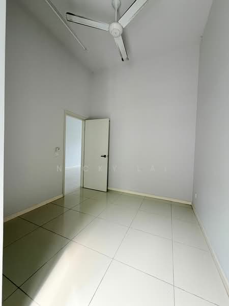 Rumah Teres untuk Dijual di Tamansari (Rawang) - Nicky Lai - Interior - PropertyGuru.com.my