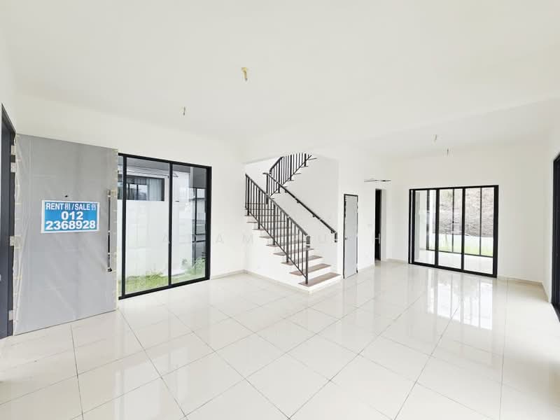 Rumah Teres 2 Tingkat untuk Dijual di Jade Hills (Kajang) - Adam Puah - Living Room - PropertyGuru.com.my