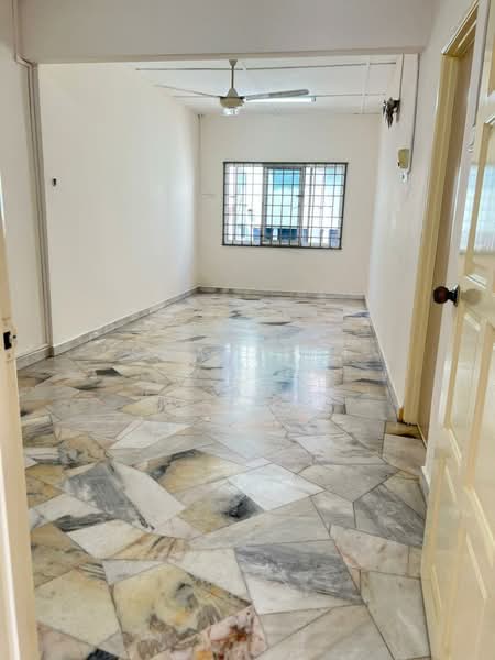 Rumah Teres 2 Tingkat untuk Disewa di Kajang Prima (Kajang) - Scarlett Wong - Living Room - PropertyGuru.com.my