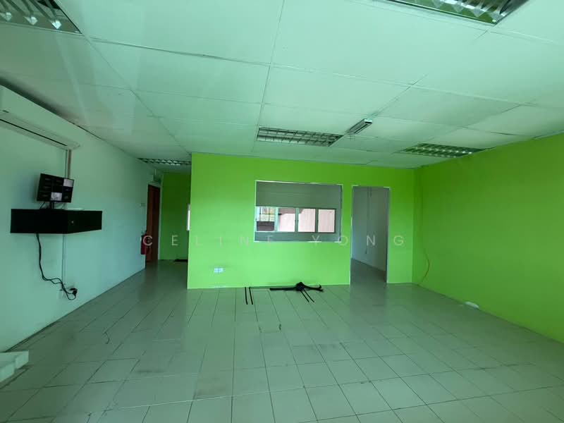 Kilang untuk Dijual di Taman Desa Serdang (Seri Kembangan) - Celine Yong - Interior - PropertyGuru.com.my