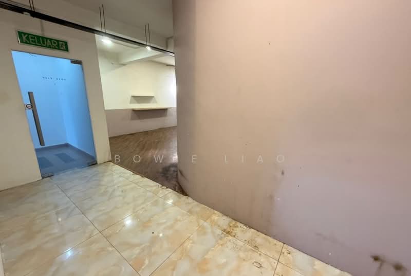 Office for Rent in Mont Kiara (Kuala Lumpur) - Bowie Liao - Entrance - PropertyGuru.com.my