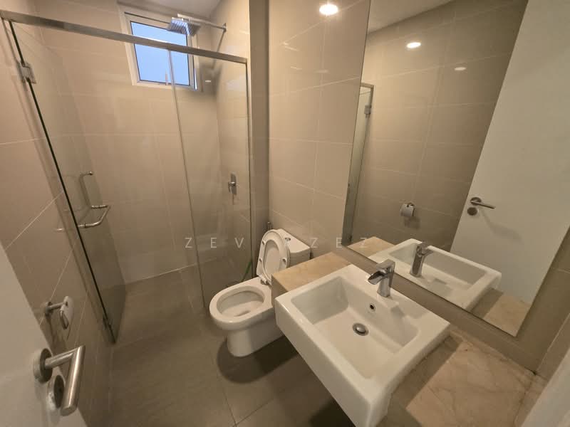 Kondominium untuk Disewa di Scenaria @ North Kiara Hills - Zev Azez - Bathroom - PropertyGuru.com.my