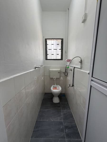 Semi-Detached House for Rent in Taman Iskandar (Johor Bahru) - DX GAN - Bathroom - PropertyGuru.com.my