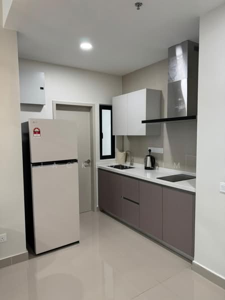 Servis Apartment untuk Disewa di Residensi Ava @ Kiara Bay - Jackson Lim - Kitchen - PropertyGuru.com.my