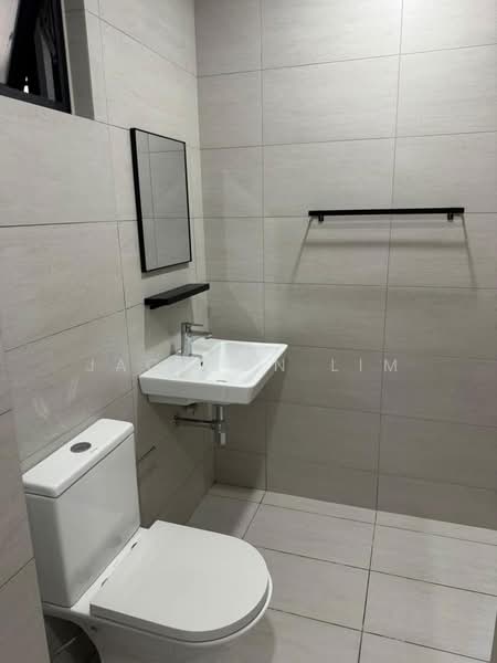 Servis Apartment untuk Disewa di Residensi Ava @ Kiara Bay - Jackson Lim - Bathroom - PropertyGuru.com.my