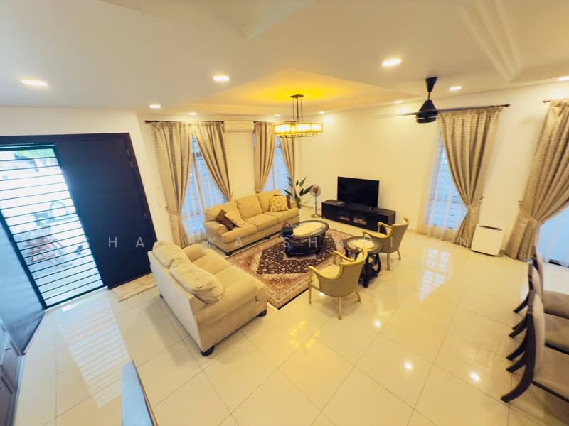 2-storey Terraced House for Sale in Taman Cahaya Alam (Shah Alam) - Shafika Shahidin - Living Room - PropertyGuru.com.my