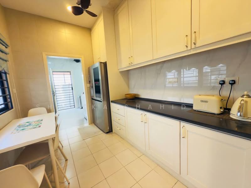 2-storey Terraced House for Sale in Taman Cahaya Alam (Shah Alam) - Shafika Shahidin - PropertyGuru.com.my