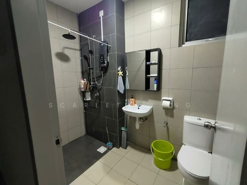 Servis Apartment untuk Disewa di SkyLake Residence - Scarlett Wong - Bathroom - PropertyGuru.com.my