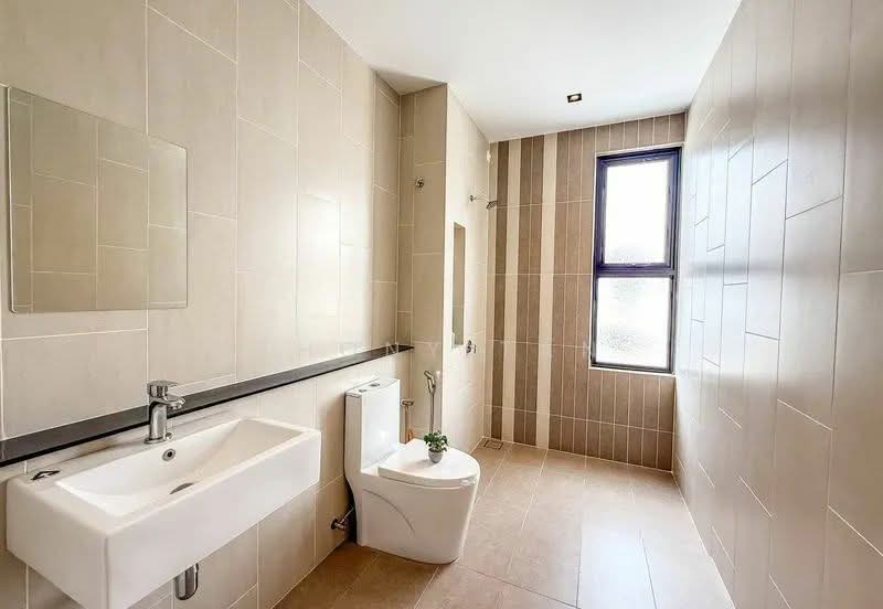 2-storey Terraced House for Sale in Seksyen 7 (Shah Alam) - Thony Tan - Bathroom - PropertyGuru.com.my