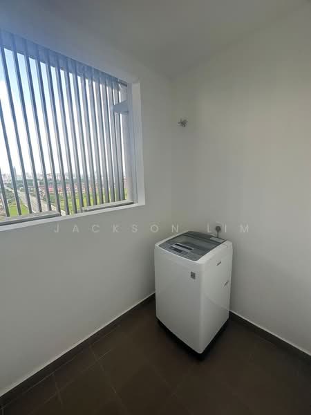 Servis Apartment untuk Disewa di Residensi Ava @ Kiara Bay - Jackson Lim - Balcony - PropertyGuru.com.my