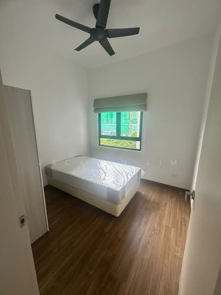 Servis Apartment untuk Disewa di Residensi Ava @ Kiara Bay - Jackson Lim - Bedroom - PropertyGuru.com.my