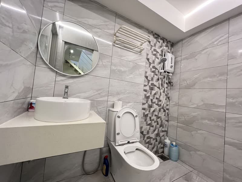 Servis Apartment untuk Dijual di Arte Cheras - Lesley Chik - Bathroom - PropertyGuru.com.my