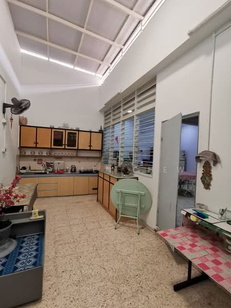 Semi-Detached House for Sale in Jelutong (Penang) - Vivien Chew - Kitchen - PropertyGuru.com.my