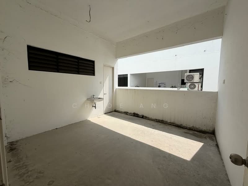 Kedai / Pejabat untuk Dijual di Batu Kawan (Penang) - Chloe Ang - Exterior - PropertyGuru.com.my