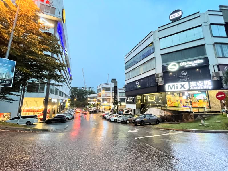 Shop / Office for Sale in Seri Kembangan (Selangor) - Andrew Lee - Exterior - PropertyGuru.com.my