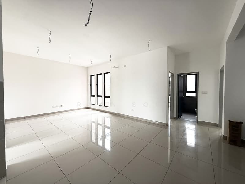 Rumah Bandar untuk Dijual di Shah Alam (Selangor) - Ryan Soo - Living Room - PropertyGuru.com.my