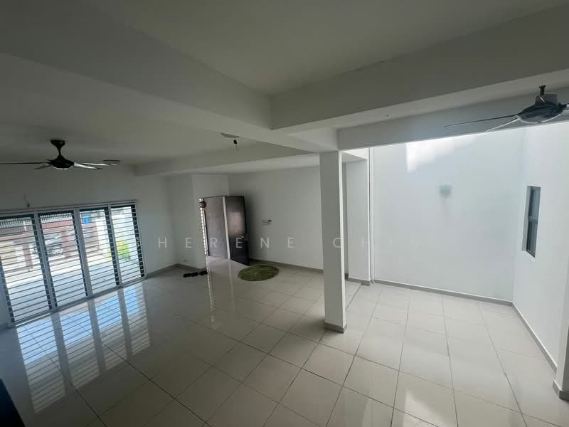 2-storey Terraced House for Sale in Alam Impian (Shah Alam) - Sherene Chin - Living Room - PropertyGuru.com.my