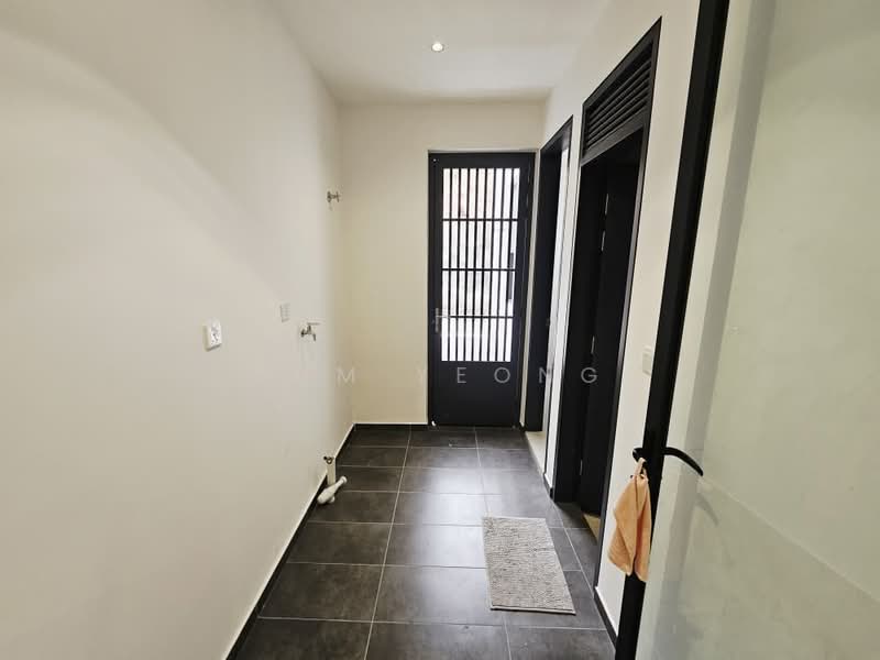 Rumah Teres 2 Tingkat untuk Dijual di Jade Hills (Kajang) - Sum Yeong - Entrance - PropertyGuru.com.my