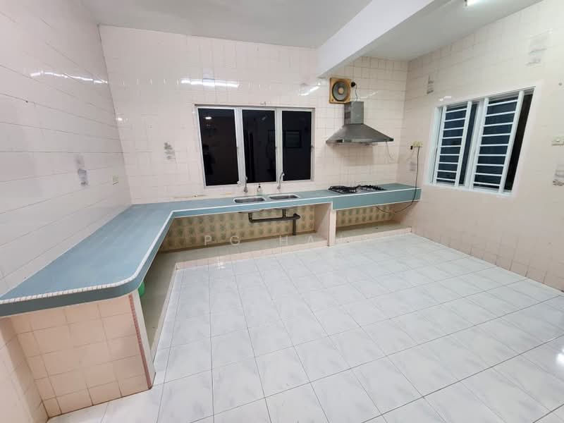 2-storey Terraced House for Rent in Taman Bukit Mewah (Kajang) - PG Han - Kitchen - PropertyGuru.com.my