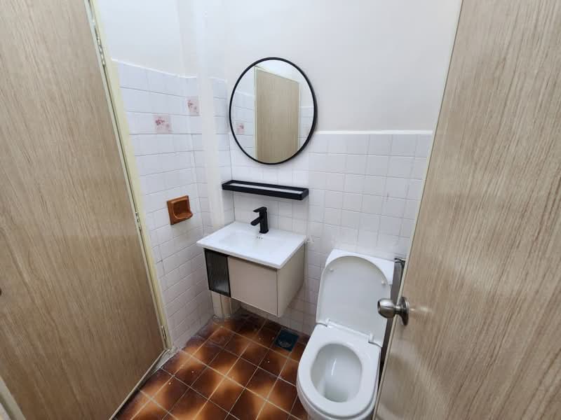 2-storey Terraced House for Rent in Taman Bukit Mewah (Kajang) - PG Han - Bathroom - PropertyGuru.com.my