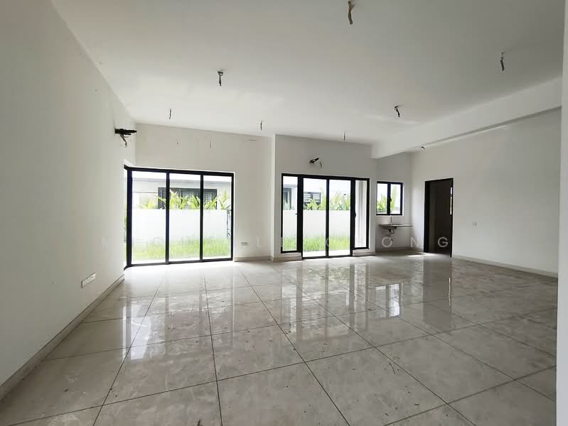 Semi-Detached House for Sale in U16, Elmina Gardens (Shah Alam) - Michelle Chong - Living Room - PropertyGuru.com.my