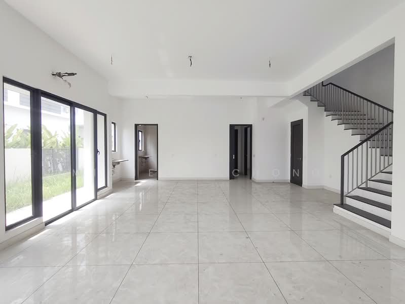 Semi-Detached House for Sale in U16, Elmina Gardens (Shah Alam) - Michelle Chong - Dining area - PropertyGuru.com.my