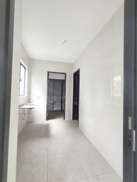 Semi-Detached House for Sale in U16, Elmina Gardens (Shah Alam) - Michelle Chong - Kitchen  - PropertyGuru.com.my