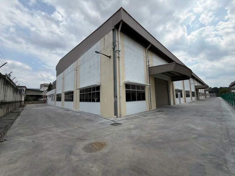 Detached Factory for Rent in Iskandar Puteri (Nusajaya) (Johor) - Yip . - Exterior - PropertyGuru.com.my