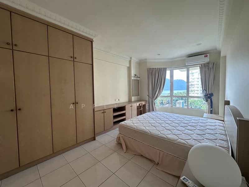 Condominium for Rent at Gold Coast Resort Condominium - Apple Yeap - Bedroom - PropertyGuru.com.my