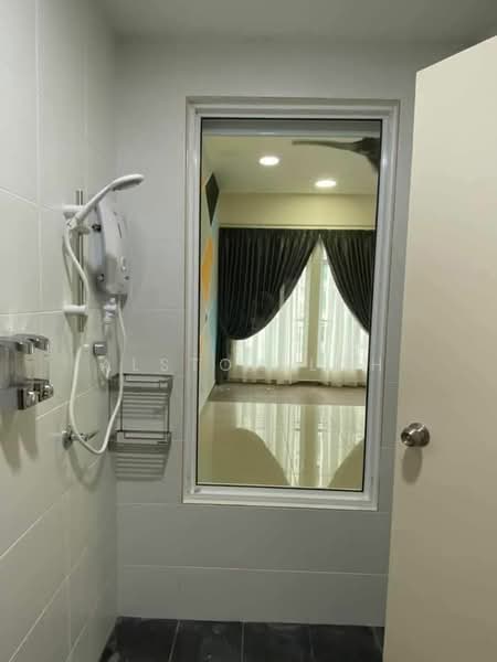 Condominium for Sale at SummerSkye Residences - Alston Loh - Bathroom - PropertyGuru.com.my
