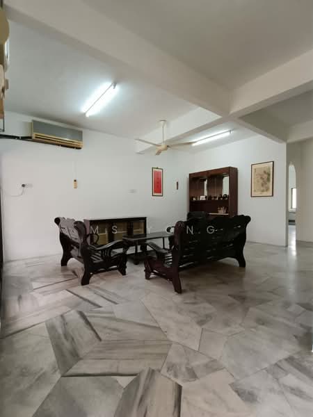 2-storey Terraced House for Rent in Ipoh (Perak) - Ms Yong - Living Room - PropertyGuru.com.my