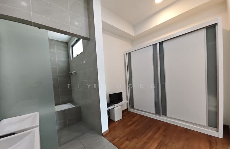 Rumah Berkembar untuk Disewa di Iskandar Puteri (Nusajaya) (Johor) - Elyn Hong - Bathroom - PropertyGuru.com.my