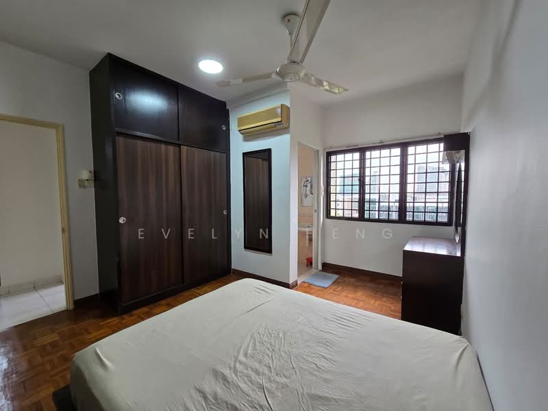 Pangsapuri untuk Disewa di Fair View Apartment - Evelyn Heng - Bedroom - PropertyGuru.com.my
