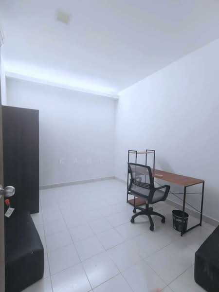 Rumah Teres 1.5 Tingkat untuk Dijual di Taman Seri Austin (Tebrau) - Karl Lim - Study - PropertyGuru.com.my