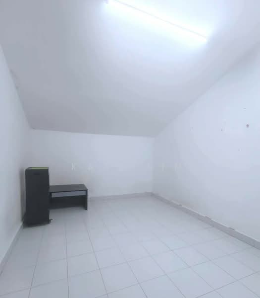 Rumah Teres 1.5 Tingkat untuk Dijual di Taman Seri Austin (Tebrau) - Karl Lim - Interior - PropertyGuru.com.my