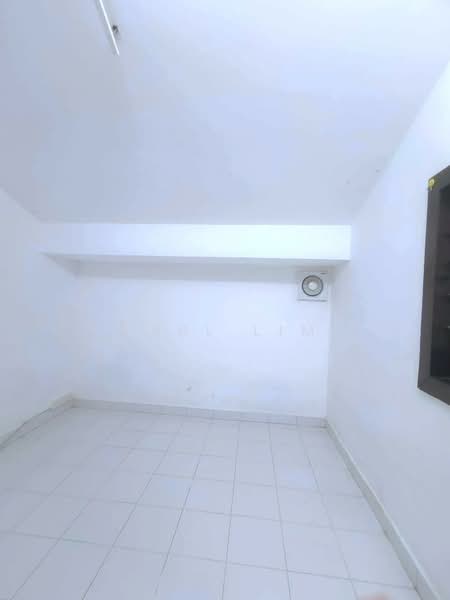 Rumah Teres 1.5 Tingkat untuk Dijual di Taman Seri Austin (Tebrau) - Karl Lim - Interior - PropertyGuru.com.my